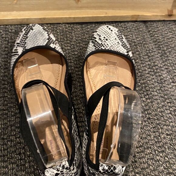 Urban Outfitters Snake Print ballet flats - Picture 3 of 8